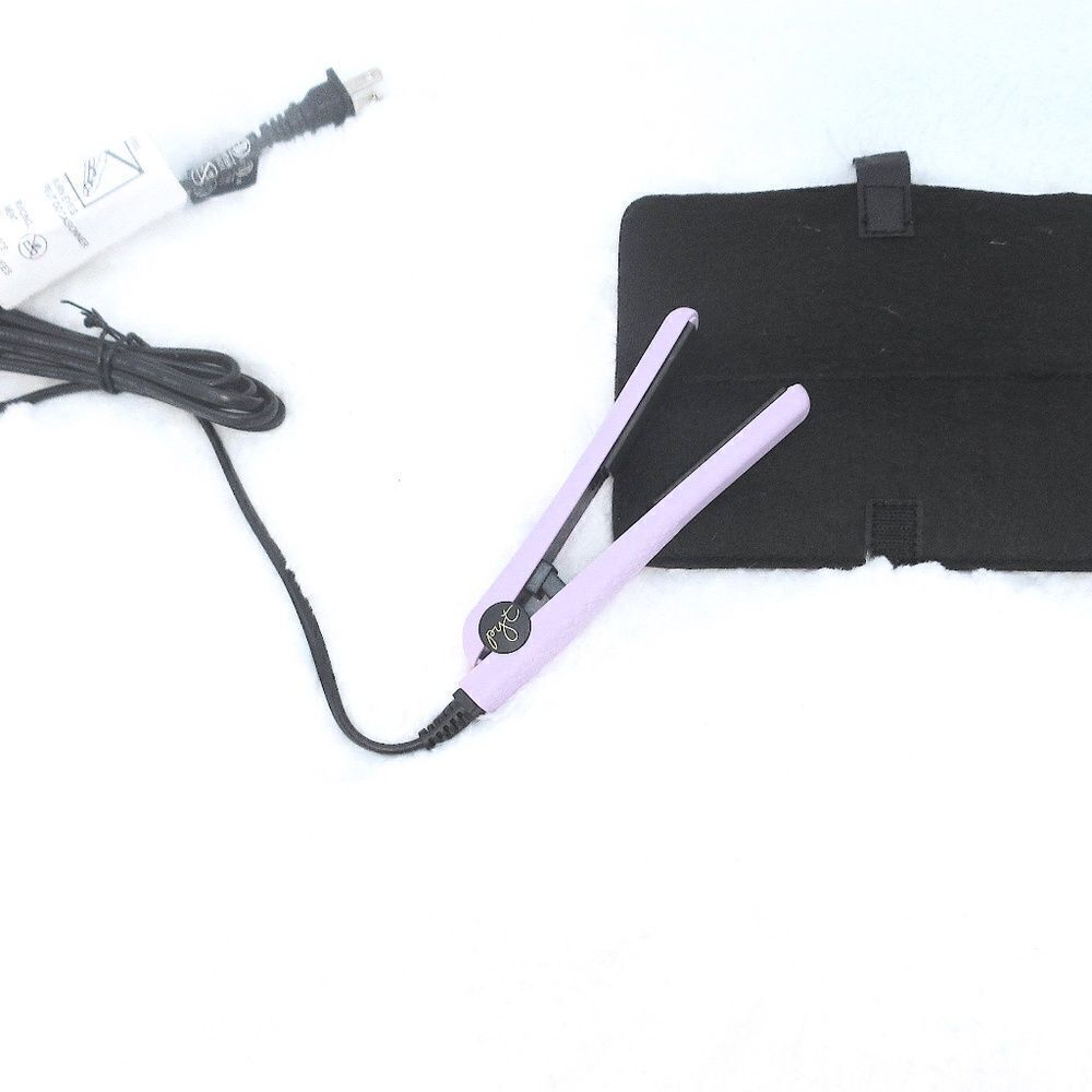 ✨NWOT✨PYTHair Ceramic Travel Straightener